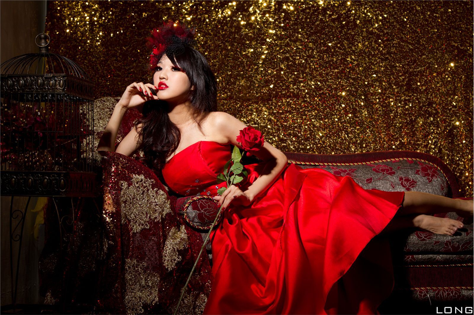 Jill 瑋廷 棚拍 婚紗之红 Beauty性感美女写真套图